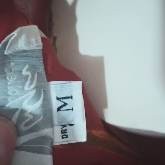 Zaga collection blouse - Picture 9 of 11